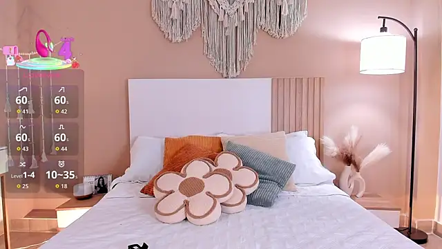 Camila Bustamante online show from April 16, 3:46 pm