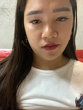 Snapshot of slut_clio chatting on February 16, 12:45 pm slut clio online show from February 16, 12:45 pm