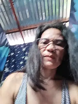 Snapshot of ImYourWoman_55 chatting on July 16, 10:49 pm ImYourWoman 55 online show from July 16, 10:49 pm