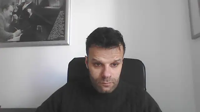 Snapshot of FROCETTO93 chatting on February 24, 2:26 pm FROCETTO93 online show from February 24, 2:26 pm