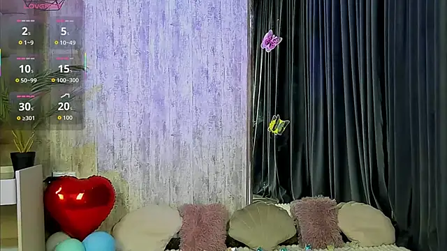 Maya Collins  online show from March 13, 7:53 pm