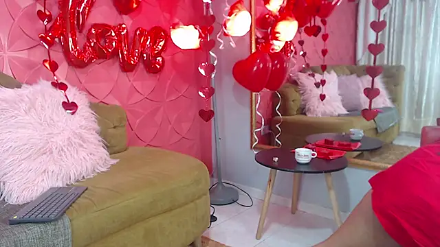 SailonTeen online show from February 15, 3:39 pm