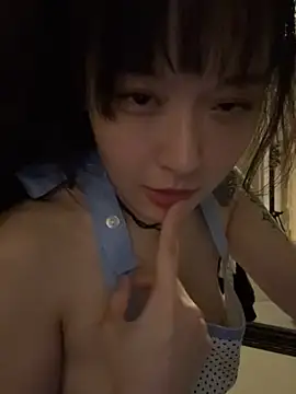 Etherealcat33 online show from April 21, 3:07 pm