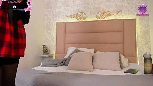 Snapshot of white_leti chatting on September 26, 9:52 pm white leti online show from September 26, 9:52 pm