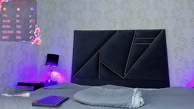 Snapshot of white_leti chatting on November 28, 10:45 pm white leti online show from November 28, 10:45 pm