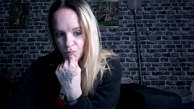 SexyMilf 37 online show from May 11, 8:39 pm