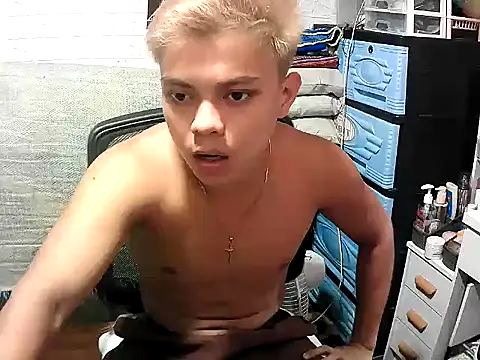 Pinoy slutcummer69 online show from June 6, 8:30 am