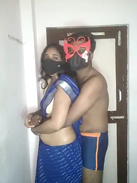 Snapshot of 00USER chatting on December 20, 2:24 pm 00USER online show from December 20, 2:24 pm