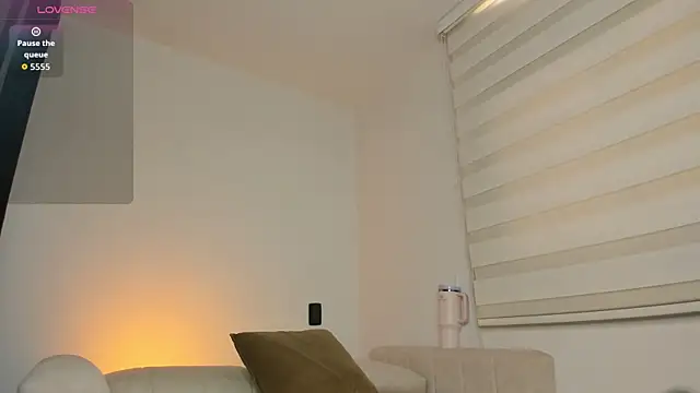 arianna 000 online show from April 18, 12:53 pm