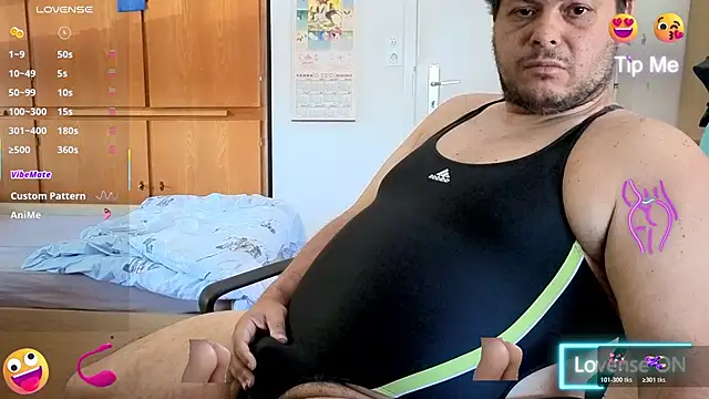 Badeanzug online show from July 11, 12:52 pm