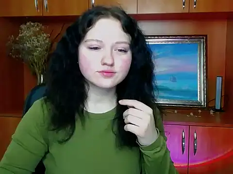 LadyAlice  online show from February 19, 7:15 am