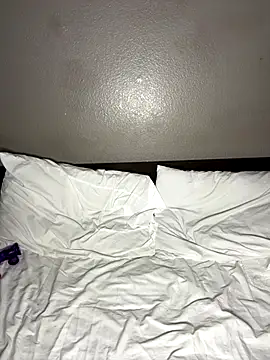 rubywithpearls online show from September 12, 5:18 am