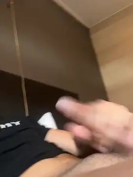 Snapshot of alfarolemmer chatting on March 1, 1:57 pm alfarolemmer online show from March 1, 1:57 pm