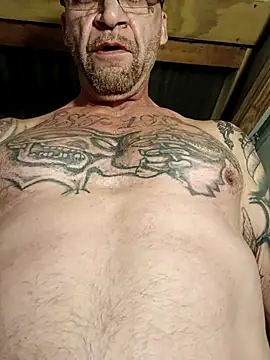 ShawnandDani7074 online show from March 27, 11:10 am