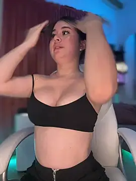 Snapshot of Sharon_07 chatting on January 12, 2:24 am Sharon 07 online show from January 12, 2:24 am