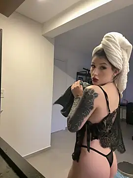 Snapshot of Privad_ravenna chatting on April 23, 8:55 pm Privad ravenna online show from April 23, 8:55 pm