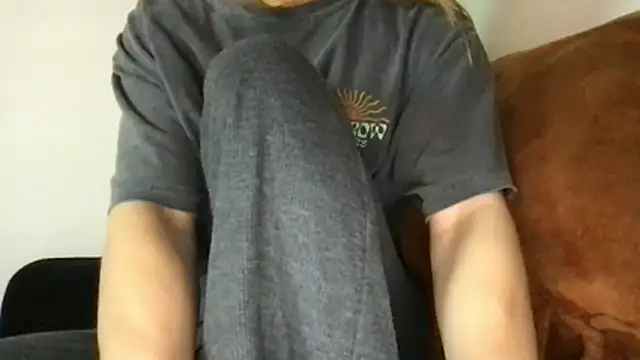 sweetceeme online show from April 8, 6:24 am