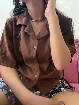 Snapshot of modelnishu chatting on June 6, 5:12 am modelnishu online show from June 6, 5:12 am