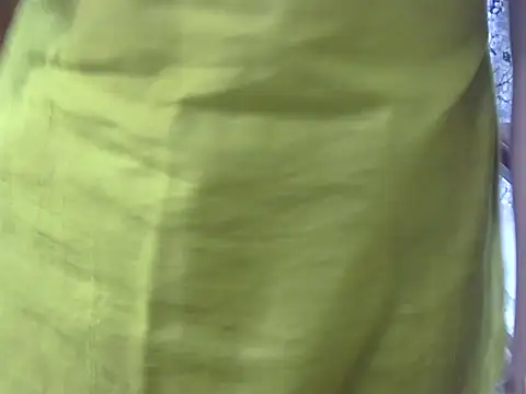 Snapshot of SONIYA_47 chatting on November 19, 7:58 pm SONIYA 47 online show from November 19, 7:58 pm