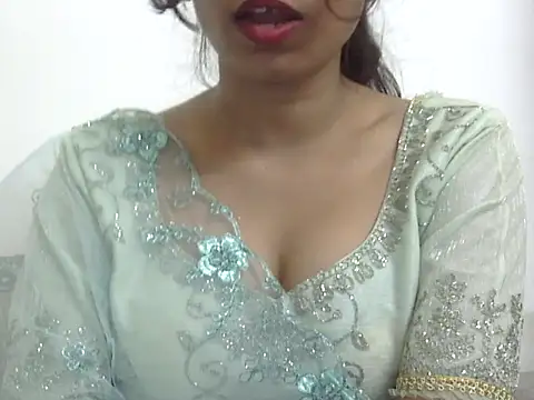 Snapshot of SONIYA_47 chatting on February 20, 6:30 pm SONIYA 47 online show from February 20, 6:30 pm