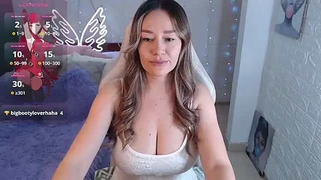 Snapshot of Natysweet23 chatting on June 11, 2:53 am Natysweet23 online show from June 11, 2:53 am