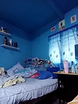 Snapshot of Yourdream07mixcey chatting on March 21, 7:24 am Yourdream07mixcey online show from March 21, 7:24 am