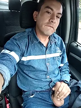 Blackaxes online show from April 13, 9:31 pm