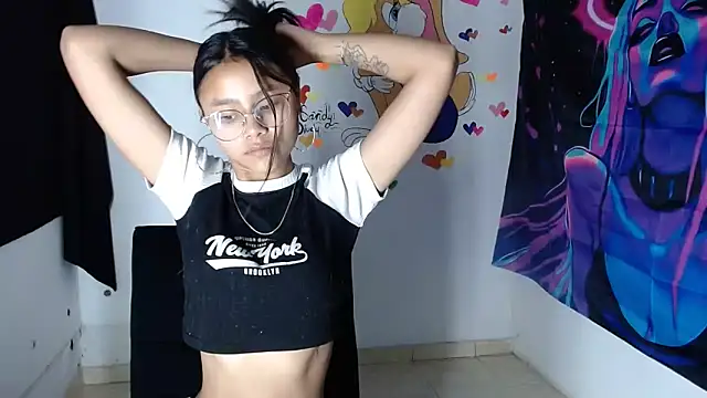 Snapshot of SofieLove_01 chatting on September 27, 8:08 am SofieLove 01 online show from September 27, 8:08 am