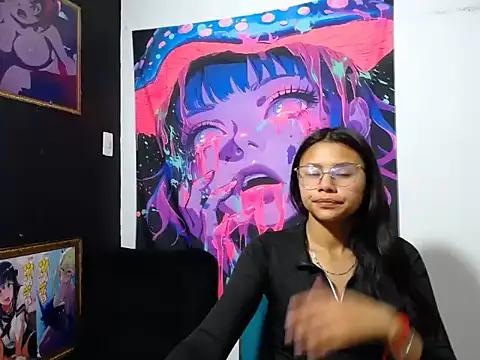 Snapshot of SofieLove_01 chatting on November 12, 7:20 am SofieLove 01 online show from November 12, 7:20 am