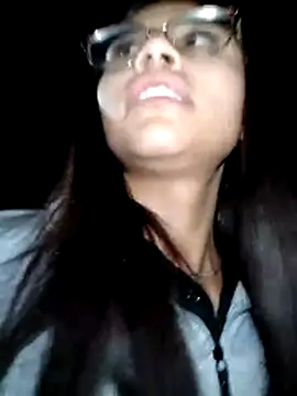 Snapshot of SofieLove_01 chatting on December 4, 10:13 am SofieLove 01 online show from December 4, 10:13 am