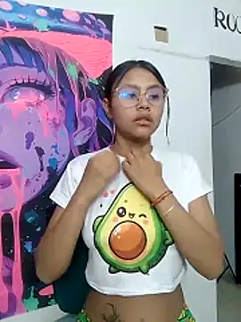 Snapshot of SofieLove_01 chatting on December 15, 8:51 am SofieLove 01 online show from December 15, 8:51 am