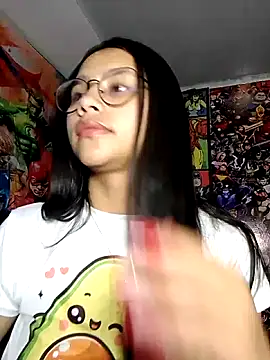 Snapshot of SofieLove_01 chatting on February 23, 8:12 am SofieLove 01 online show from February 23, 8:12 am