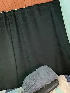 Snapshot of EVAH_LEE_ chatting on July 7, 7:23 am EVAH LEE online show from July 7, 7:23 am