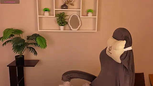 Miche1le Allenne online show from March 6, 1:13 am