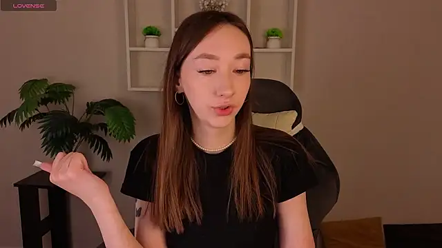 Miche1le Allenne online show from March 7, 1:02 am