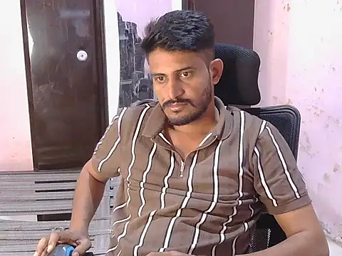 krishjaat43 online show from April 18, 2:59 am