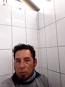 Snapshot of Lujor chatting on January 19, 4:33 pm Lujor online show from January 19, 4:33 pm