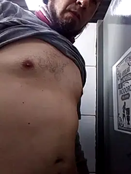 Snapshot of Lujor chatting on February 6, 3:15 pm Lujor online show from February 6, 3:15 pm