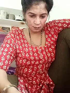 Snapshot of Chhaya_hot chatting on April 17, 3:53 am Chhaya hot online show from April 17, 3:53 am
