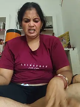 Snapshot of Chhaya_hot chatting on June 11, 2:11 am Chhaya hot online show from June 11, 2:11 am