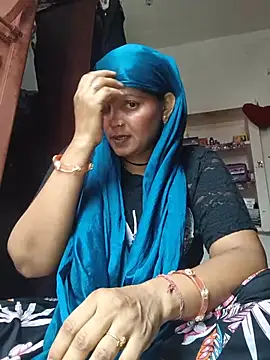 Snapshot of Chhaya_hot chatting on July 7, 11:47 am Chhaya hot online show from July 7, 11:47 am