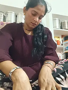 Snapshot of Chhaya_hot chatting on July 20, 2:52 pm Chhaya hot online show from July 20, 2:52 pm