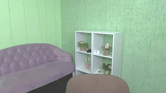 Snapshot of Wendy_Waves chatting on September 17, 11:12 am Wendy Waves online show from September 17, 11:12 am