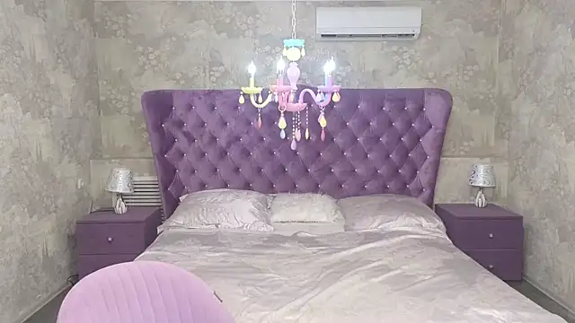 Snapshot of Wendy_Waves chatting on November 15, 11:07 am Wendy Waves online show from November 15, 11:07 am