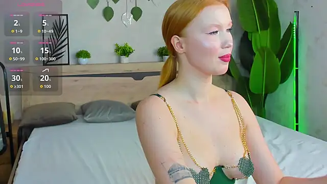 Snapshot of Anna_Patterson chatting on July 20, 9:23 am Anna Patterson online show from July 20, 9:23 am