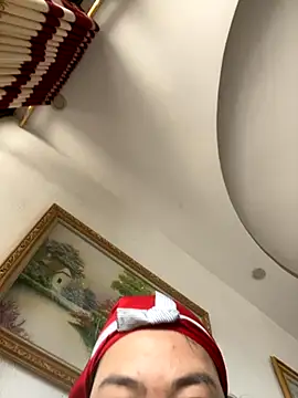 Nhung584 online show from December 3, 8:00 am