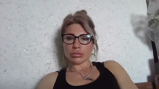 fox red lady7 online show from April 3, 11:19 am