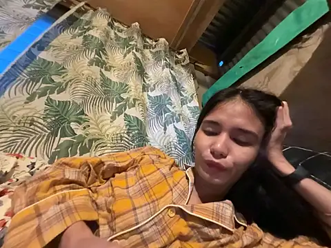 Snapshot of asya_chris chatting on February 22, 9:52 am asya chris online show from February 22, 9:52 am