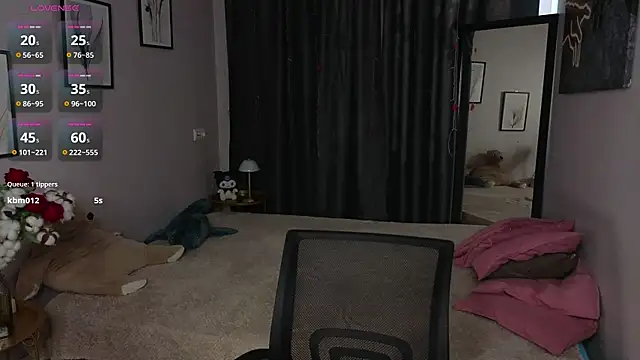 MollyBaby online show from June 18, 1:59 pm