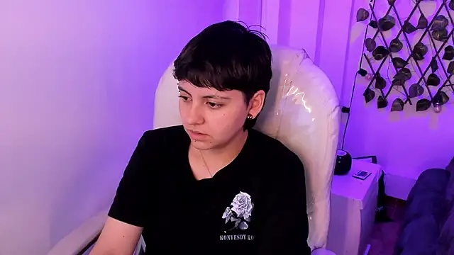 Nathaly ds online show from March 18, 2:09 pm